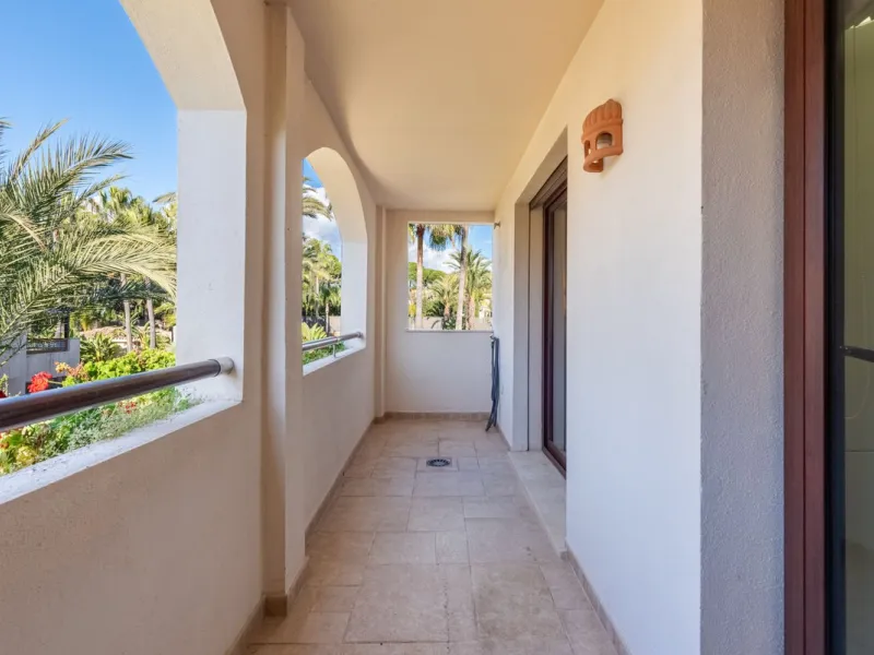 Prime 2-Bedroom Apartment with Pool Views close to Centro Plaza and Puerto Banus!