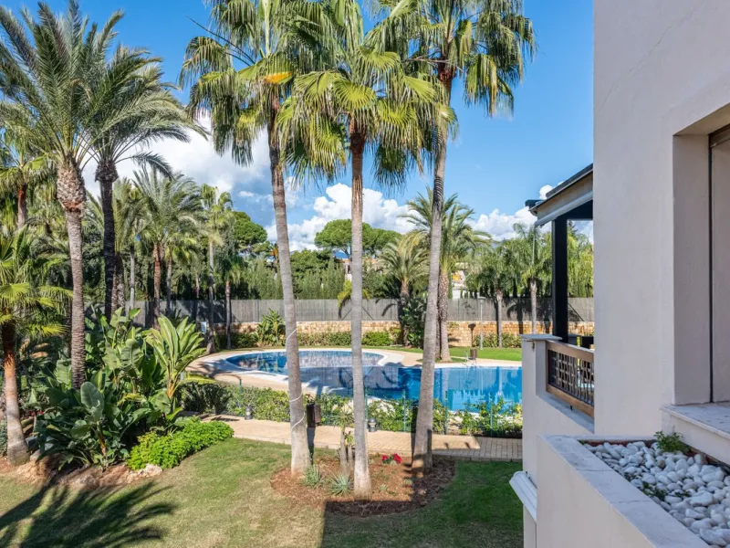 Prime 2-Bedroom Apartment with Pool Views close to Centro Plaza and Puerto Banus!