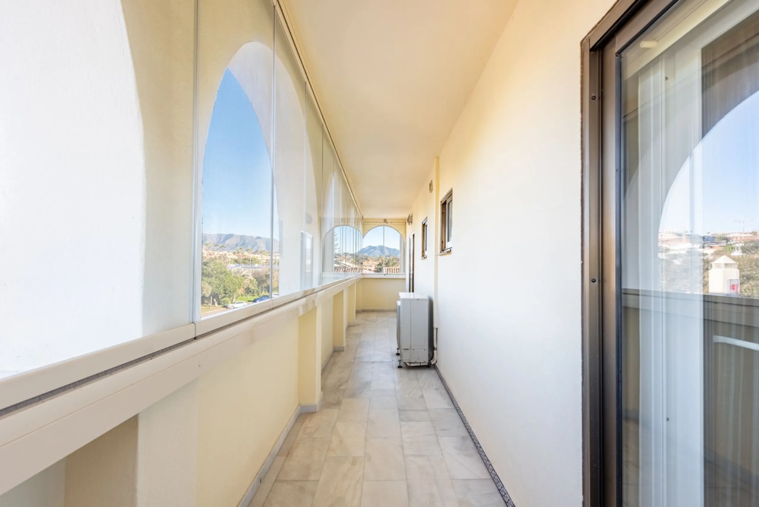 Beachfront Top-Floor Apartment – Prime Investment with Short-Term Rentals allowed