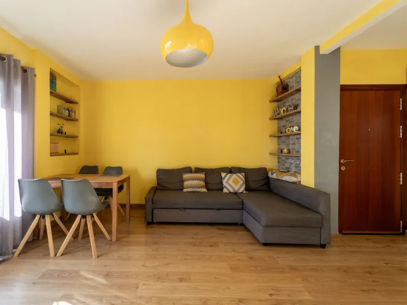 Apartment - Middle Floor Apartment в продаже в Fuengirola, Málaga. В доме 3 спален и 1 ванных комнат. Площадь дома 85 м²