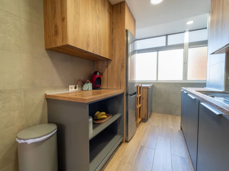 Apartment - Middle Floor Apartment в продаже в Fuengirola, Málaga. В доме 3 спален и 1 ванных комнат. Площадь дома 85 м²