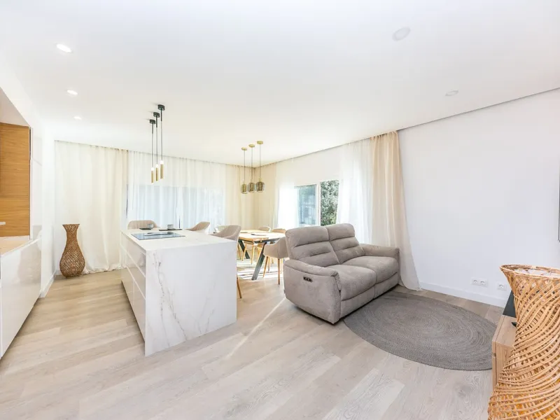 Brand New Designer Villa: Absolute Tranquility and Close to Everything