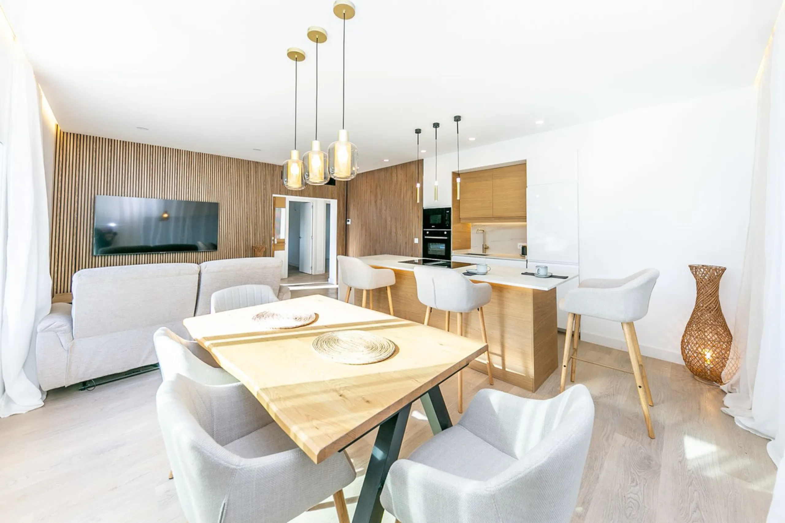 Brand New Designer Villa: Absolute Tranquility and Close to Everything