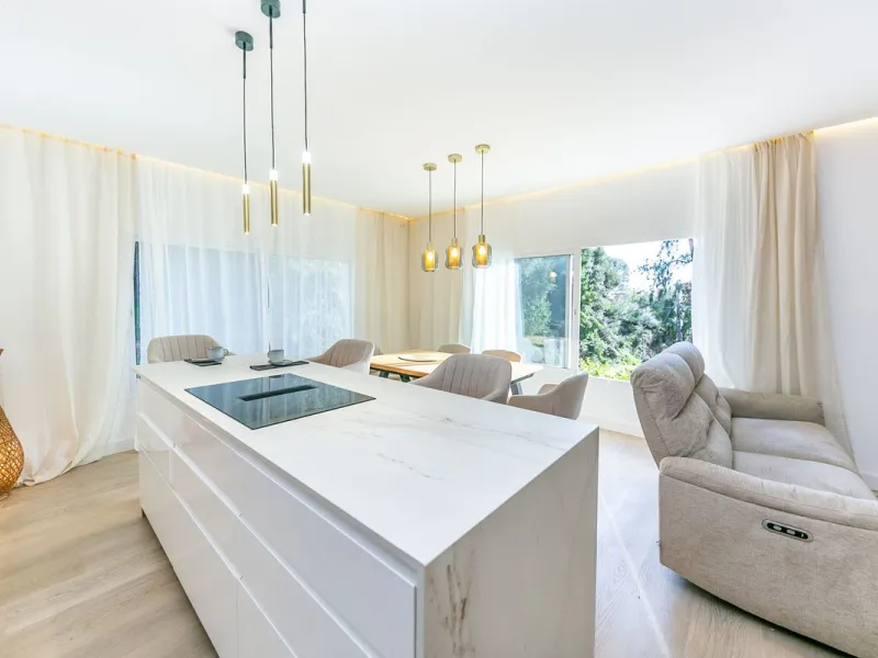 Brand New Designer Villa: Absolute Tranquility and Close to Everything