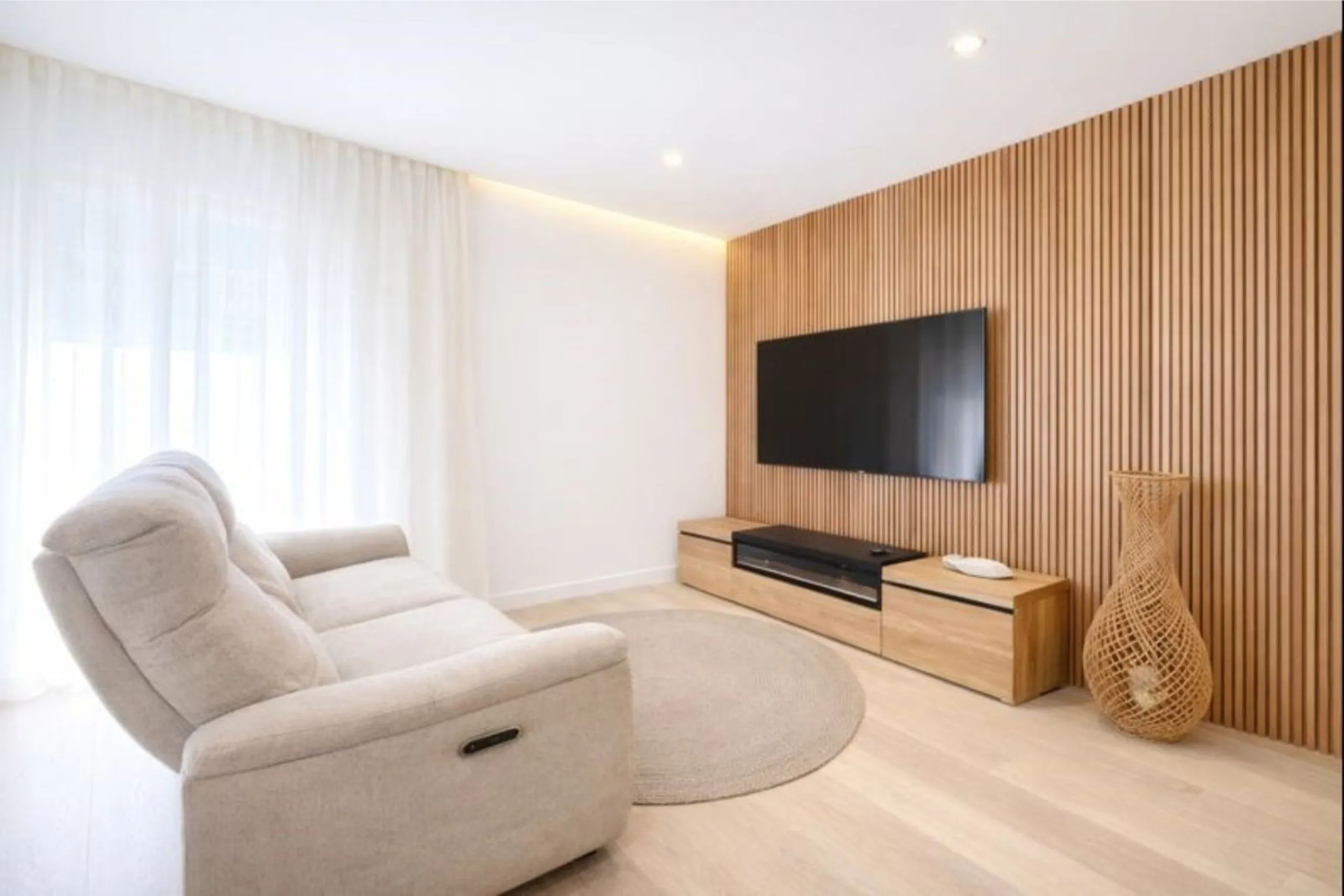 Brand New Designer Villa: Absolute Tranquility and Close to Everything