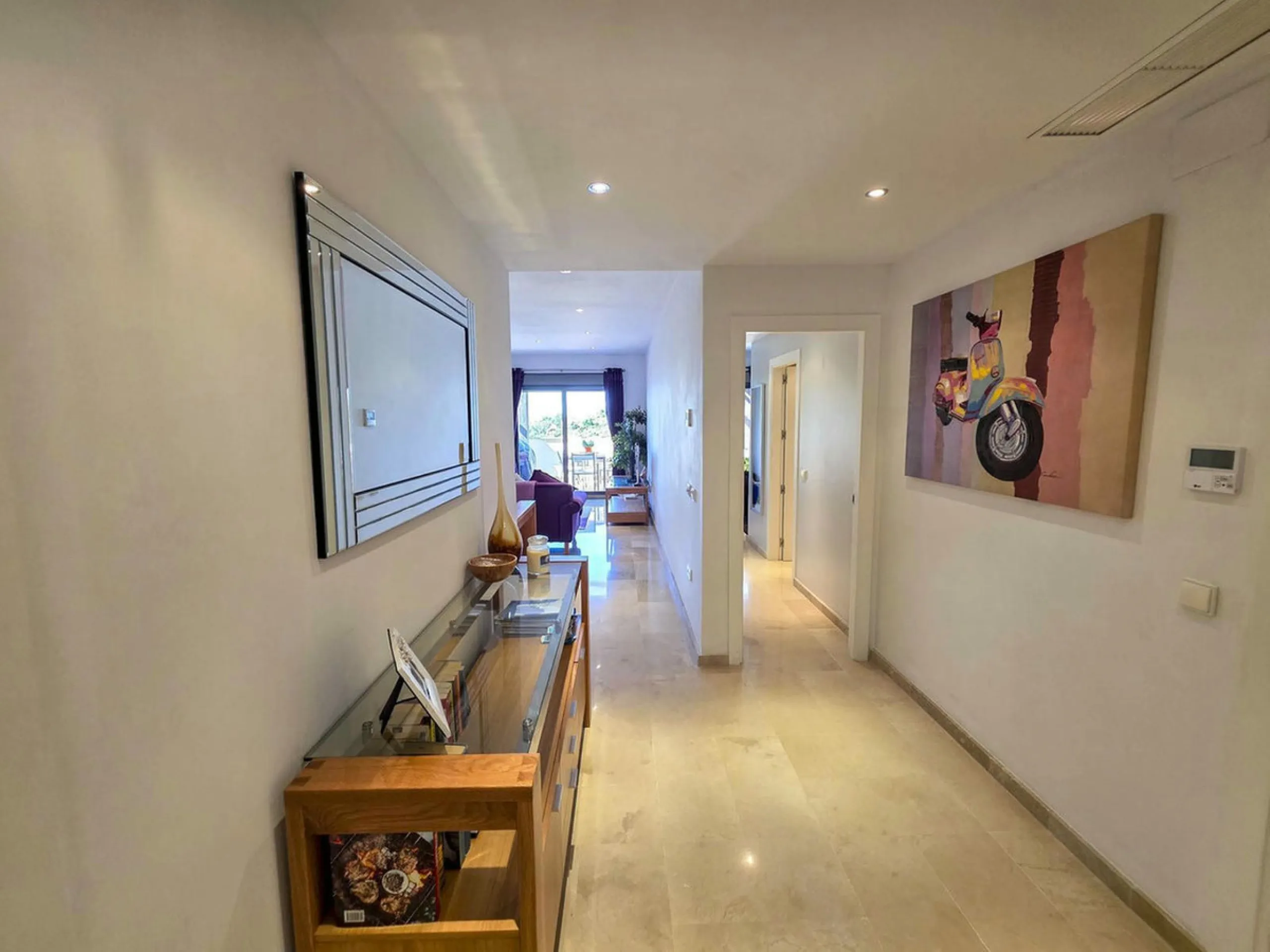 Just minutes from the world-renowned Marina de Sotogrande, in the exclusive Bahía de las Rocas/La Paloma district, lies this elegant residential complex designed for comfort, style, and relaxation.