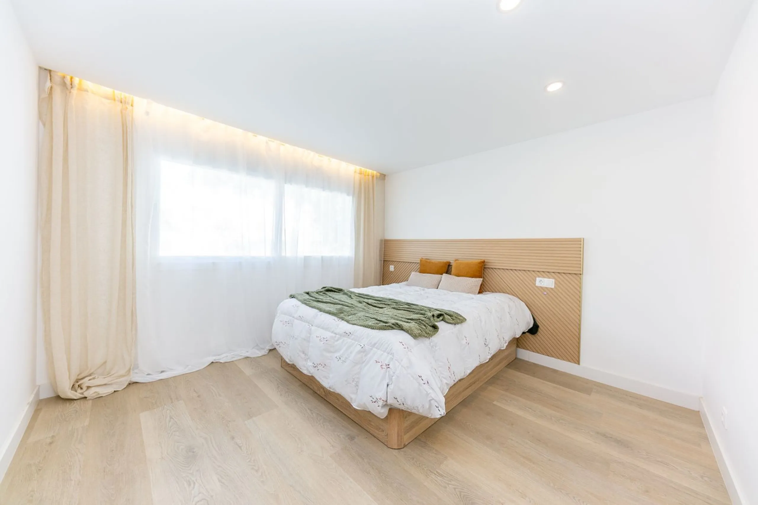 Brand New Designer Villa: Absolute Tranquility and Close to Everything
