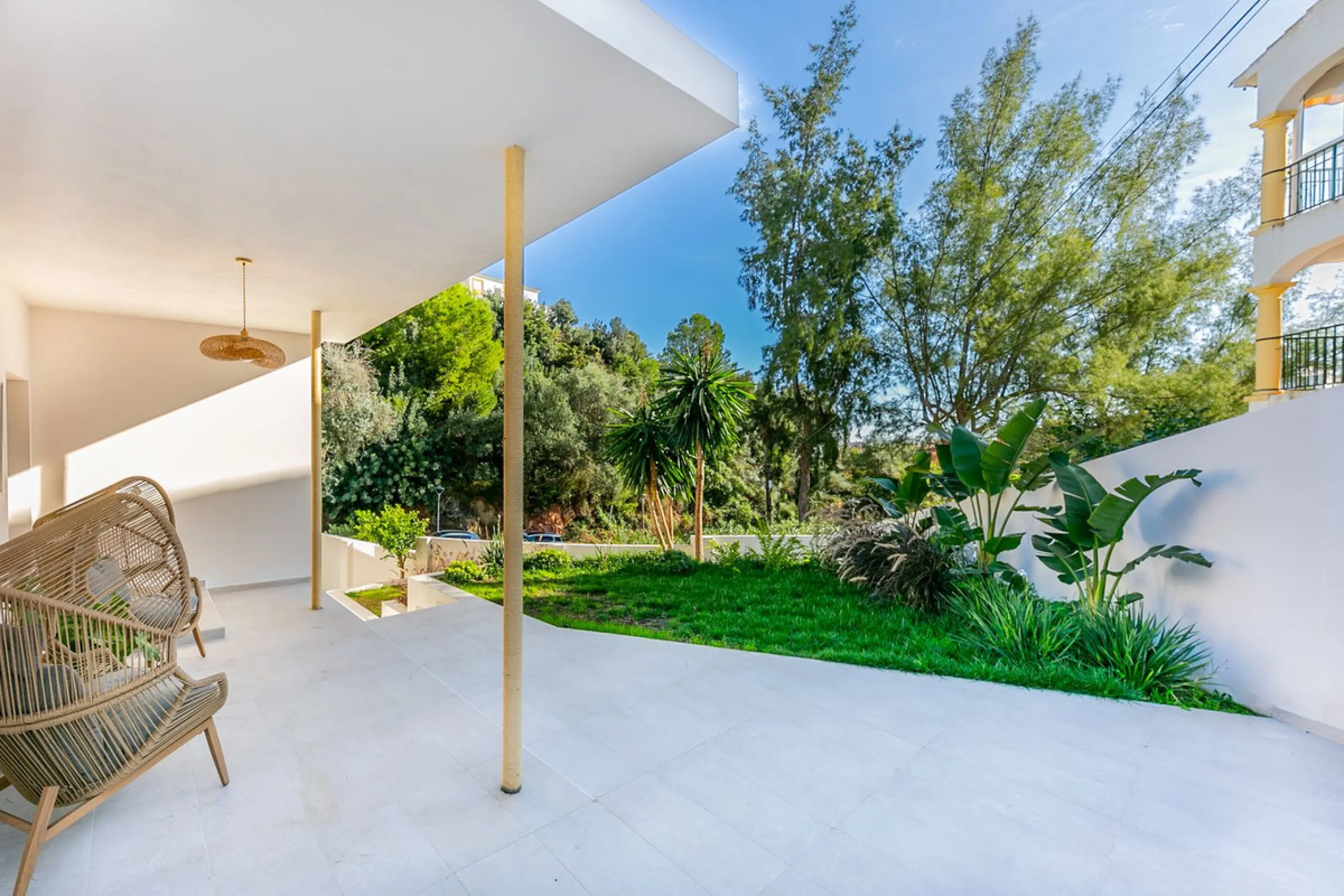Brand New Designer Villa: Absolute Tranquility and Close to Everything