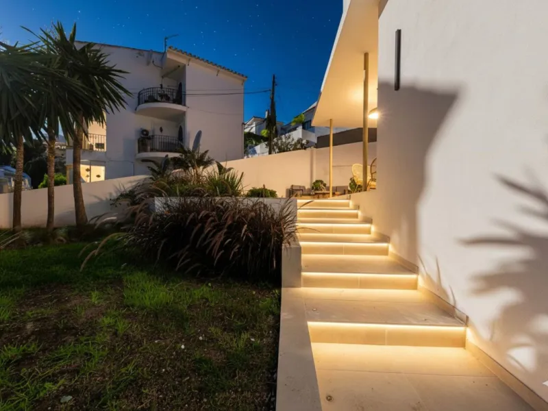 Brand New Designer Villa: Absolute Tranquility and Close to Everything