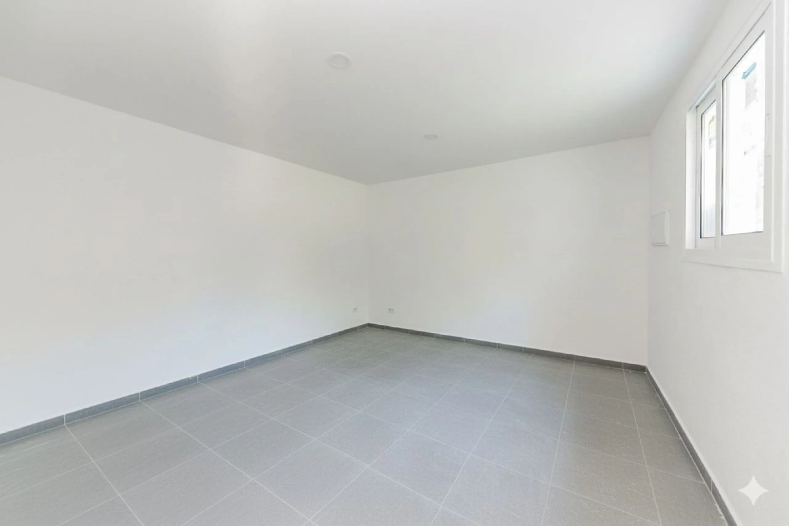 Brand New Designer Villa: Absolute Tranquility and Close to Everything