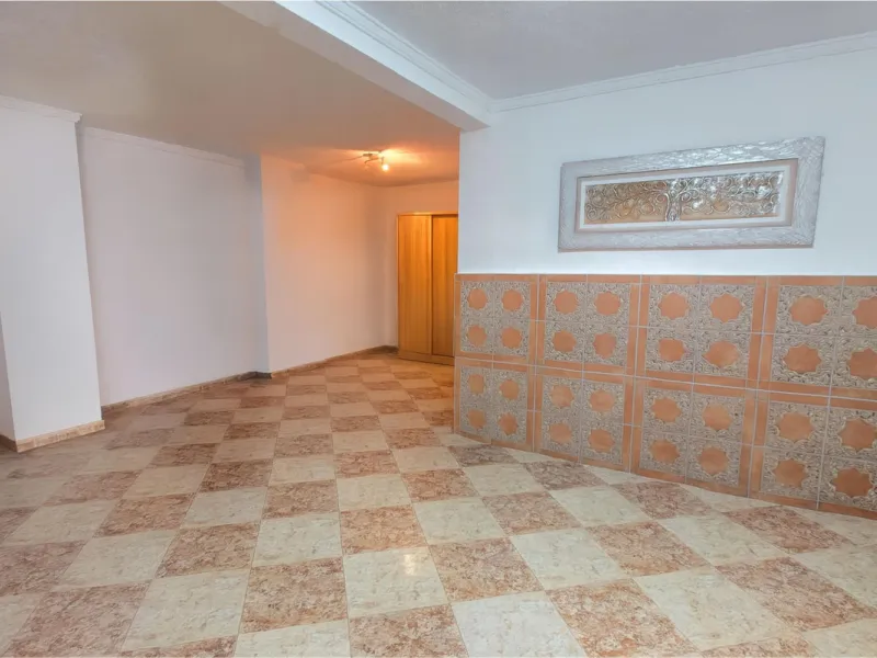 Detached villa in Benalmádena with views and pool