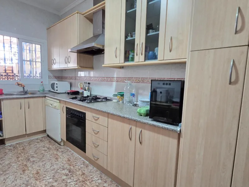 Detached villa in Benalmádena with views and pool