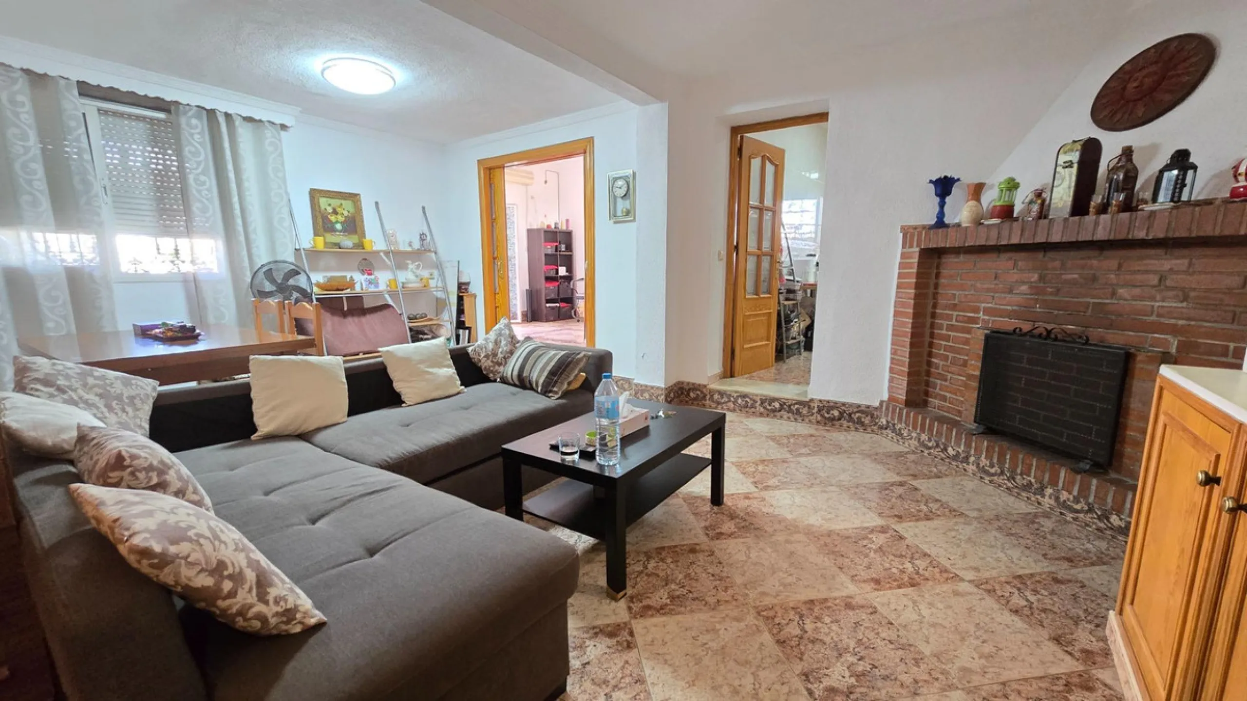 Detached villa in Benalmádena with views and pool