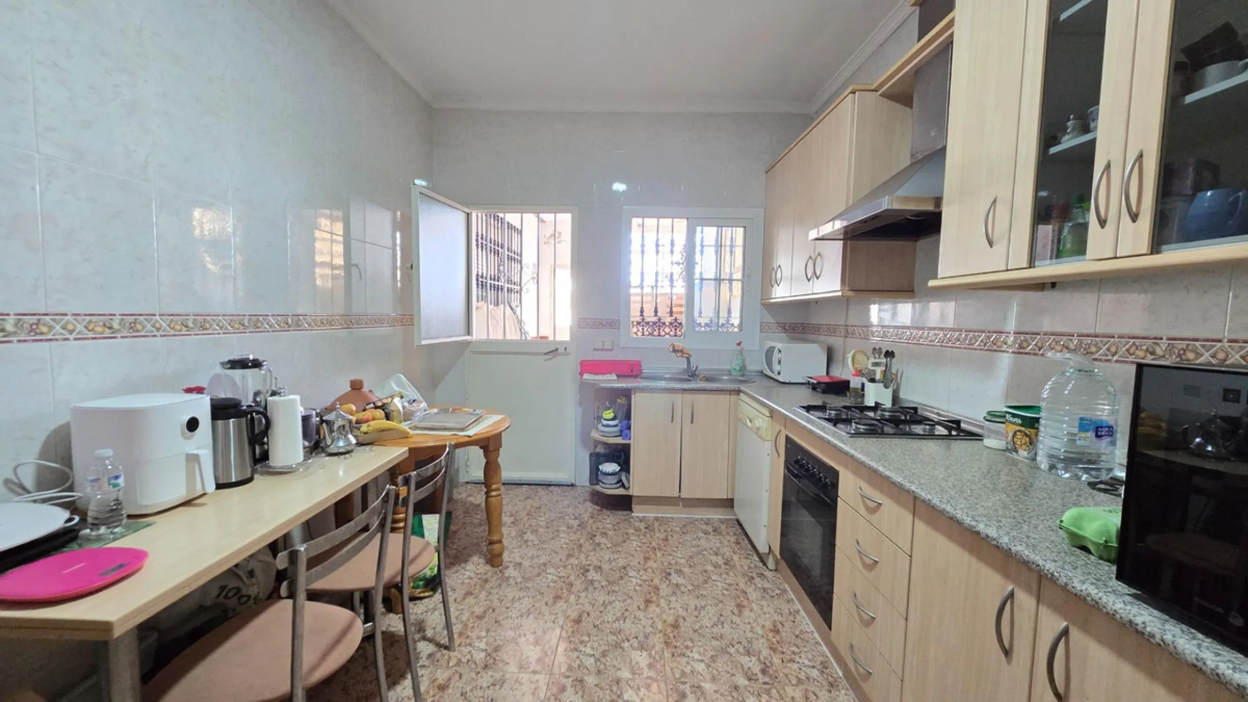 Detached villa in Benalmádena with views and pool