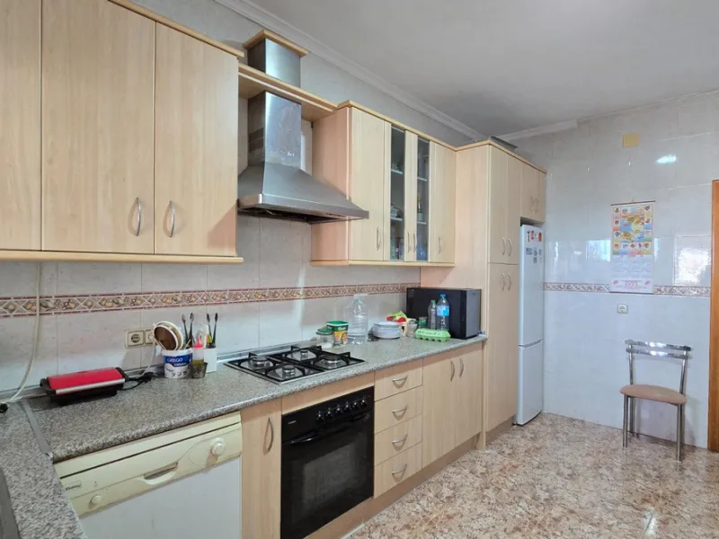 Detached villa in Benalmádena with views and pool