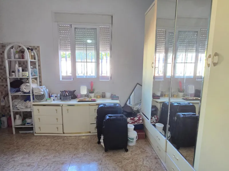 Detached villa in Benalmádena with views and pool