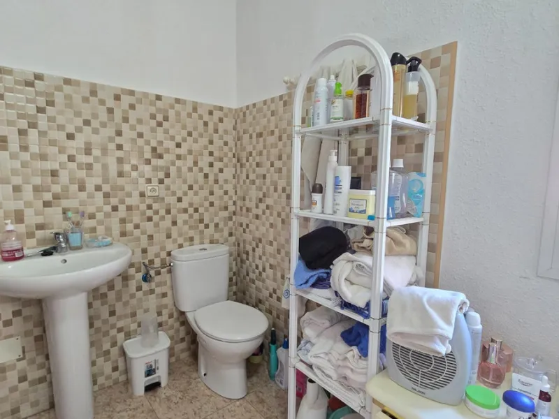 Detached villa in Benalmádena with views and pool