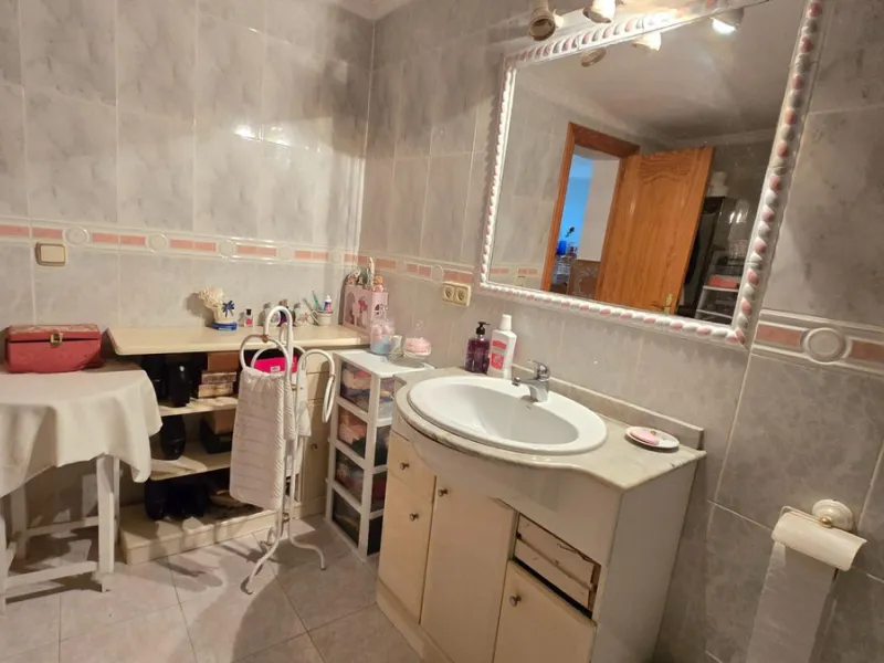 Detached villa in Benalmádena with views and pool