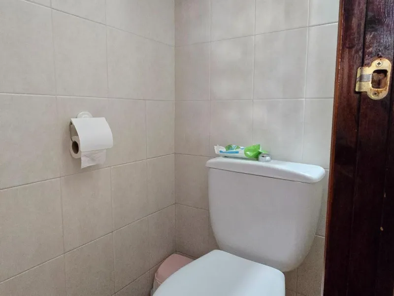 We present this spacious and bright duplex apartment located in the heart of Arroyo de la Miel, Benalmádena.