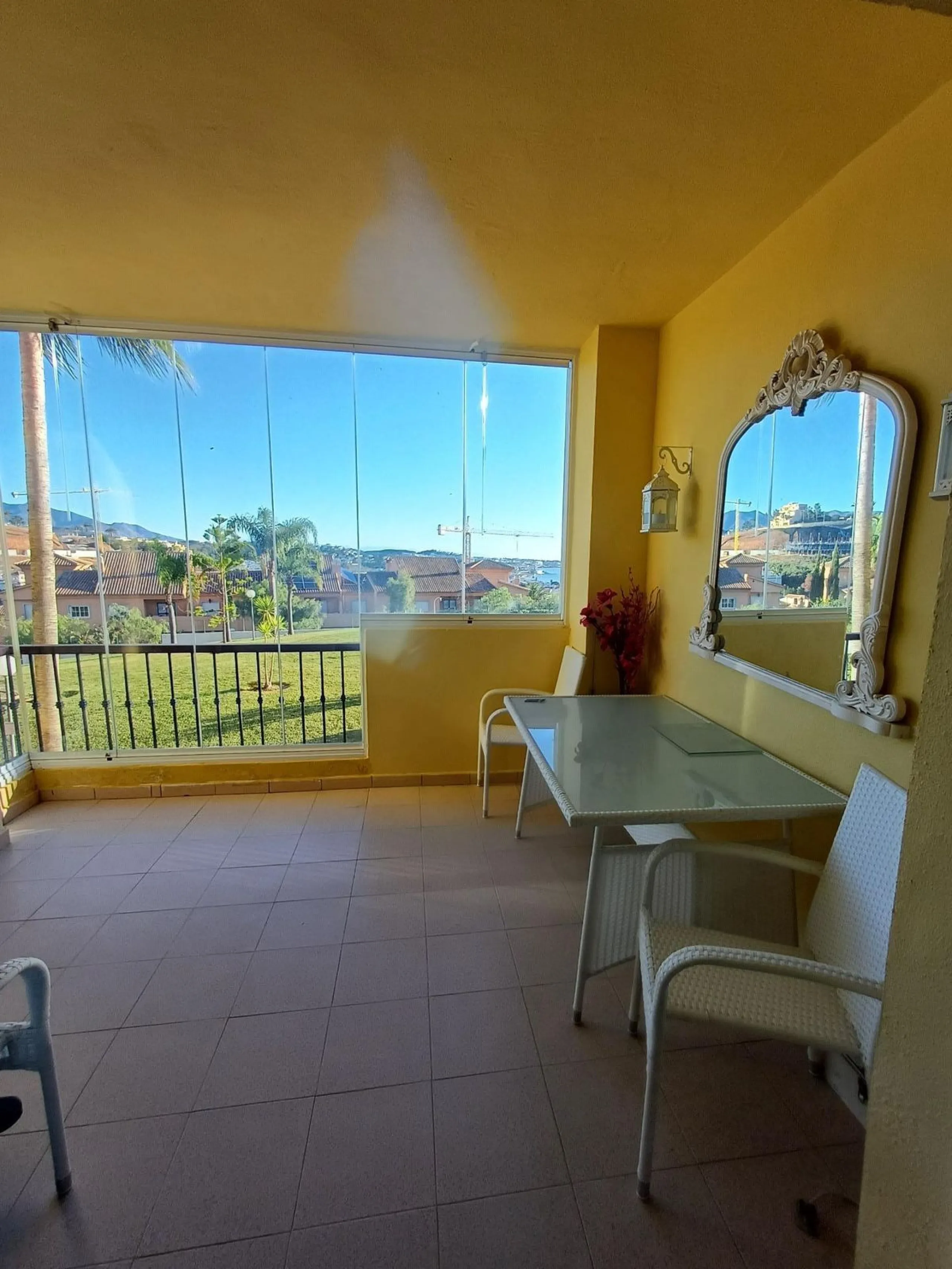 Larg apartment 3B2b + parking in Jardin Botanico, La Cala de Mijas.