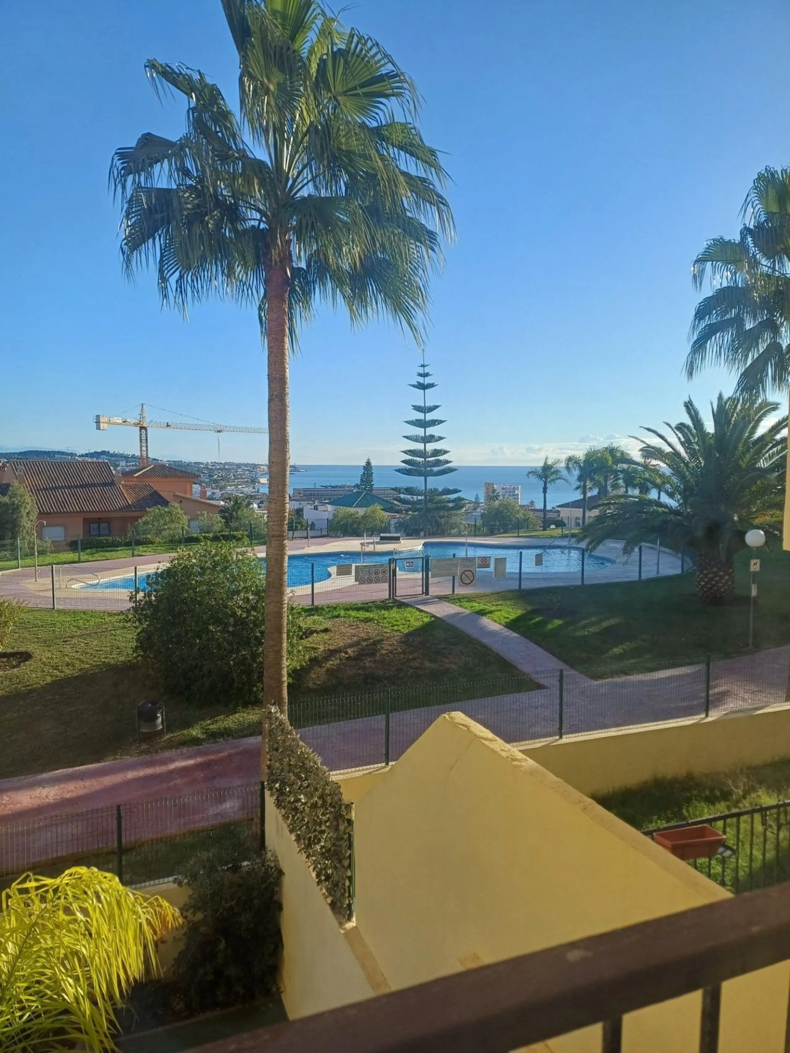 Larg apartment 3B2b + parking in Jardin Botanico, La Cala de Mijas.