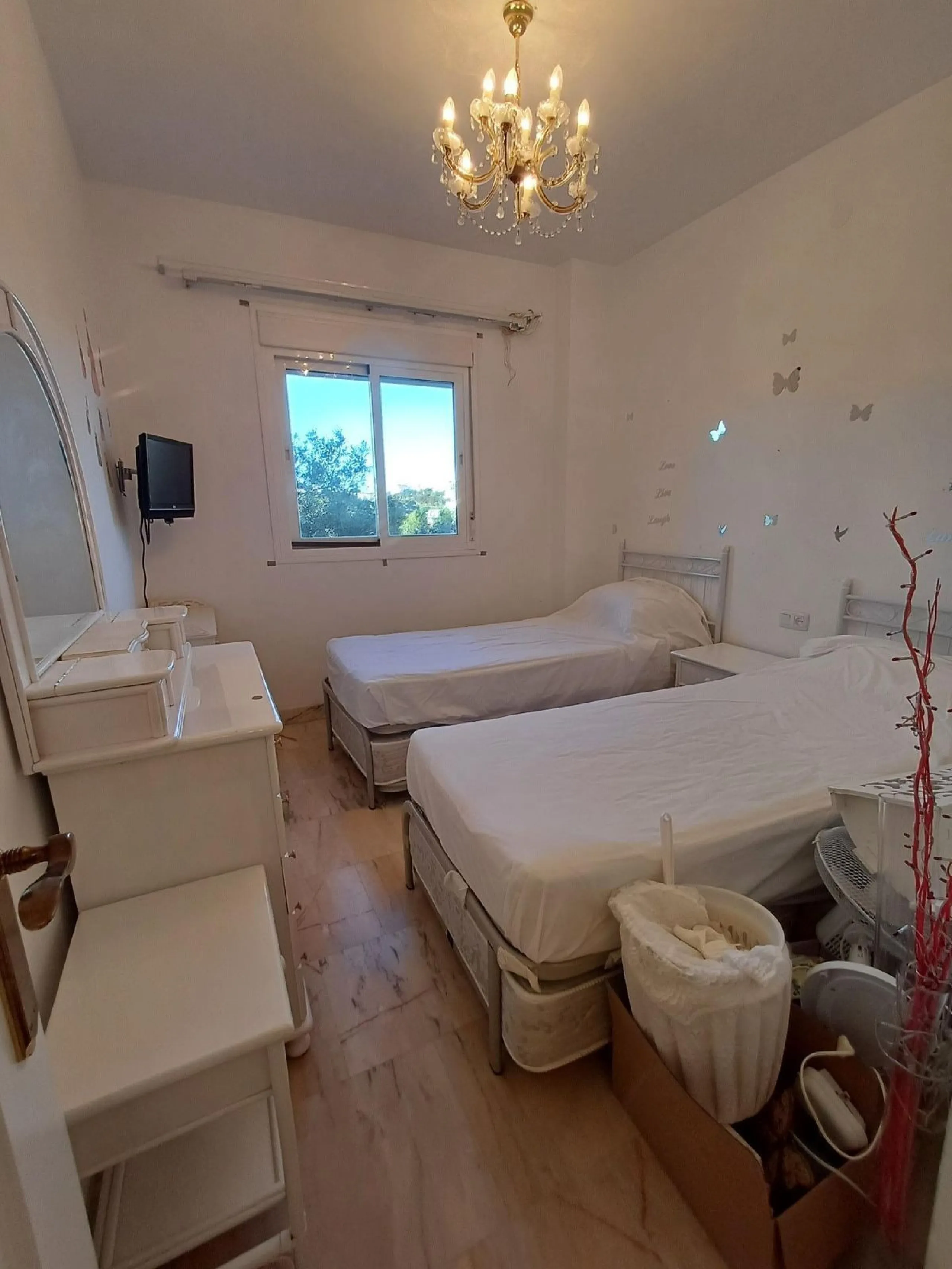 Larg apartment 3B2b + parking in Jardin Botanico, La Cala de Mijas.