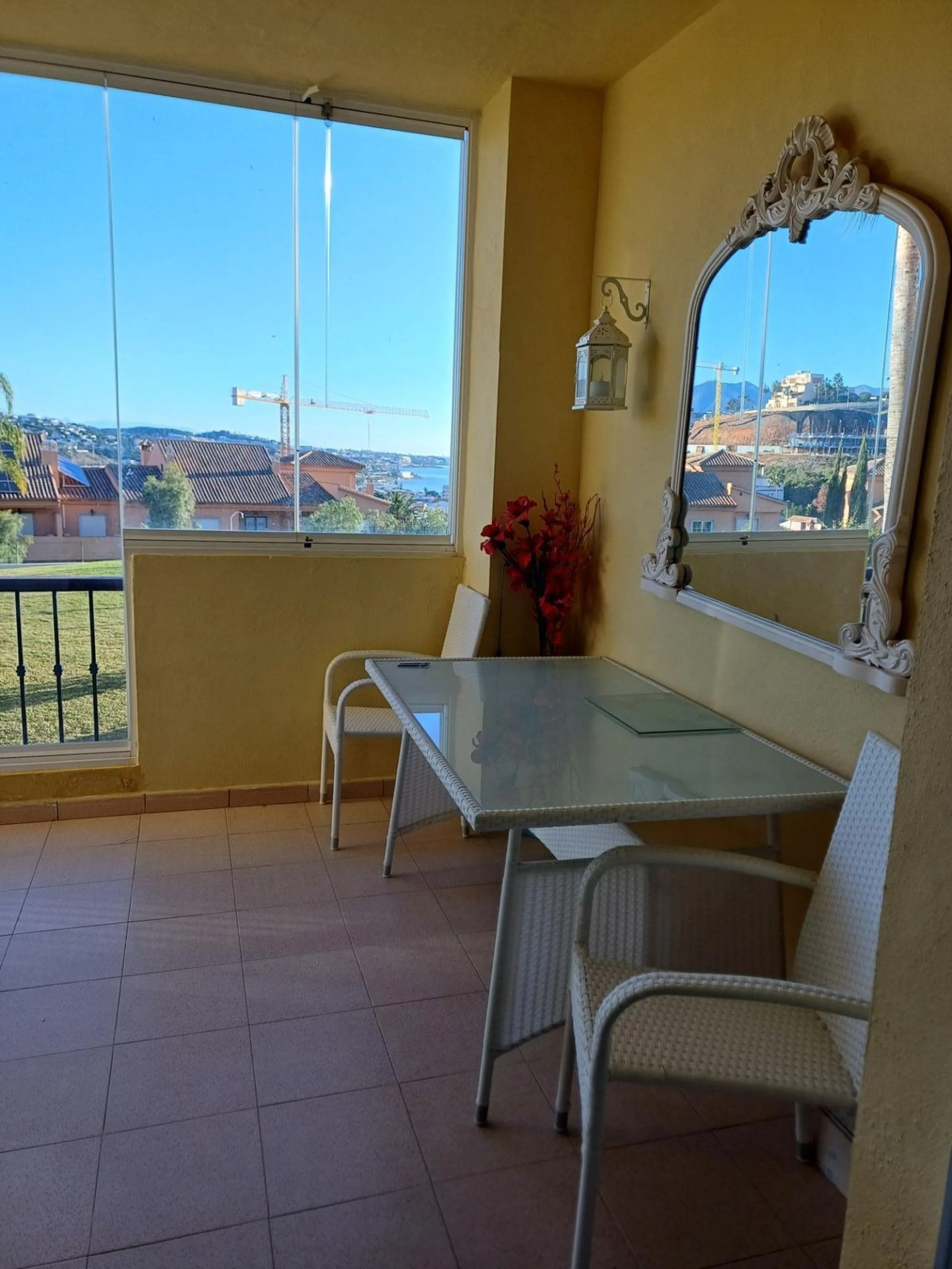 Larg apartment 3B2b + parking in Jardin Botanico, La Cala de Mijas.