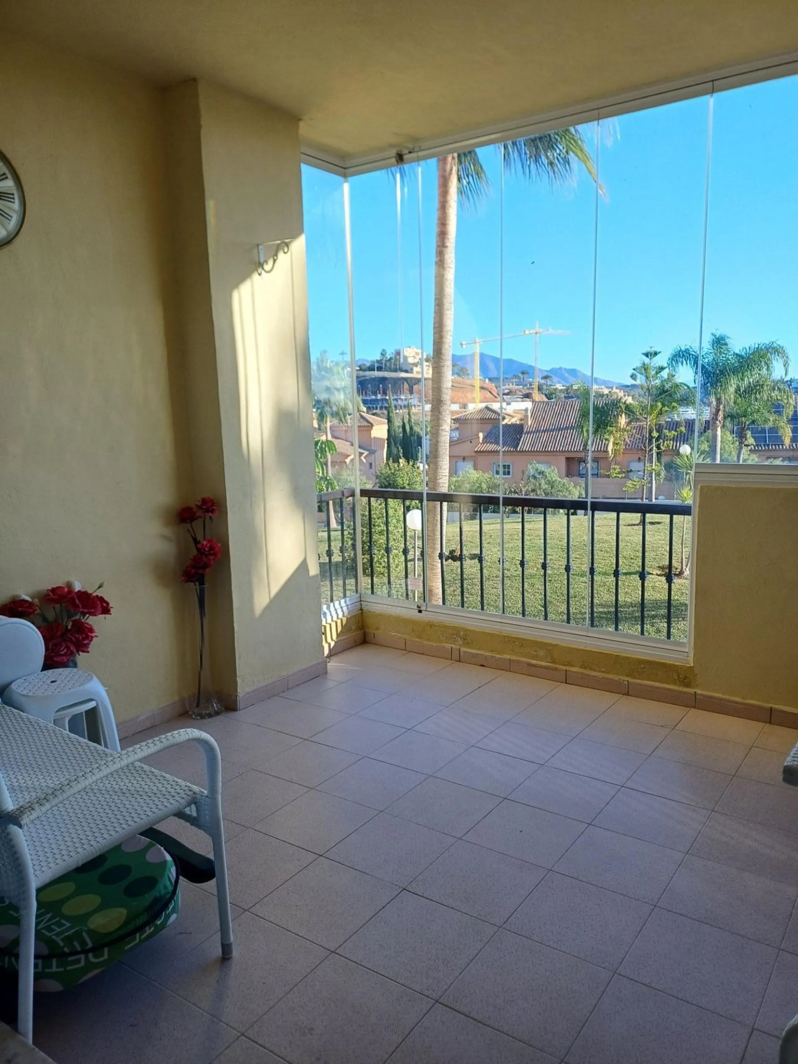 Larg apartment 3B2b + parking in Jardin Botanico, La Cala de Mijas.