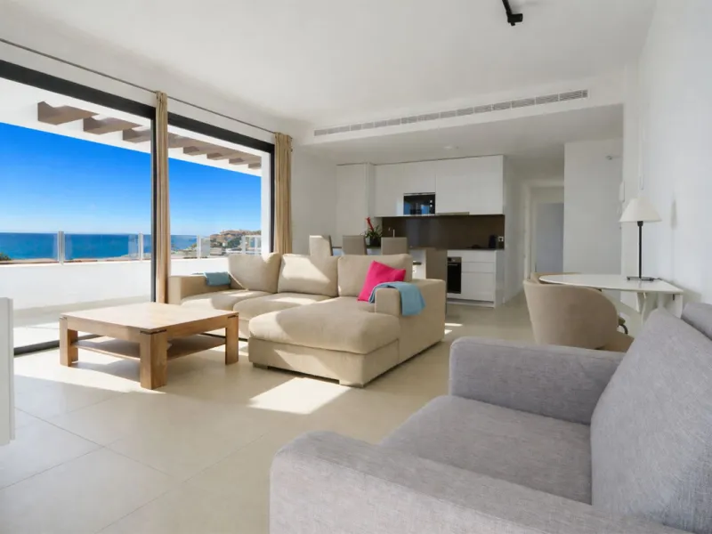 This impressive modern penthouse apartment is located in la Cala de Mijas.  This attractive gated complex enjoys a gym spa and indoor heated pool. The apartment itself really has the wow factor with panoramic views and open plan kitchen and living rooms.