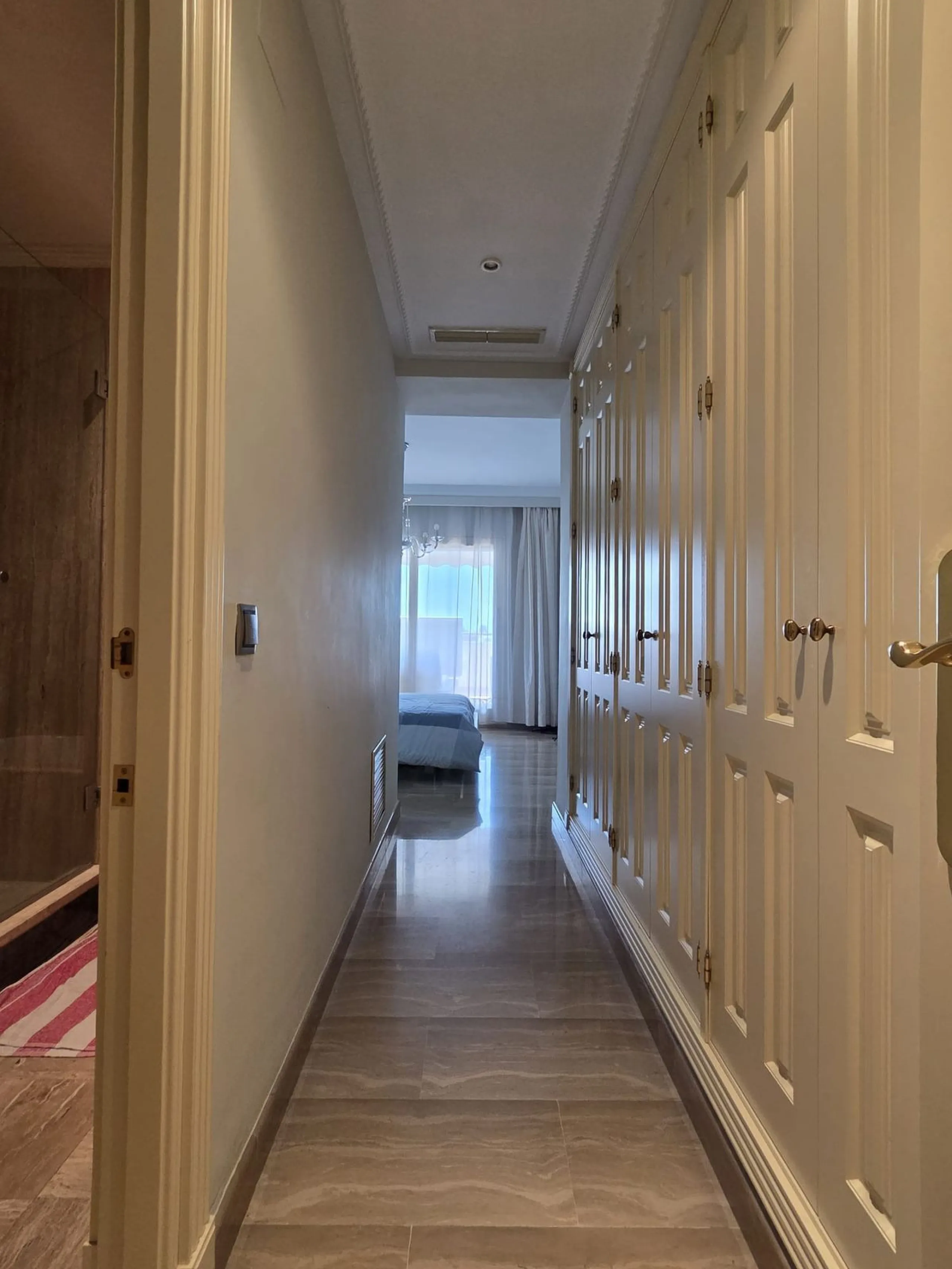 Middle Floor Apartment, Sierra Blanca, Costa del Sol.