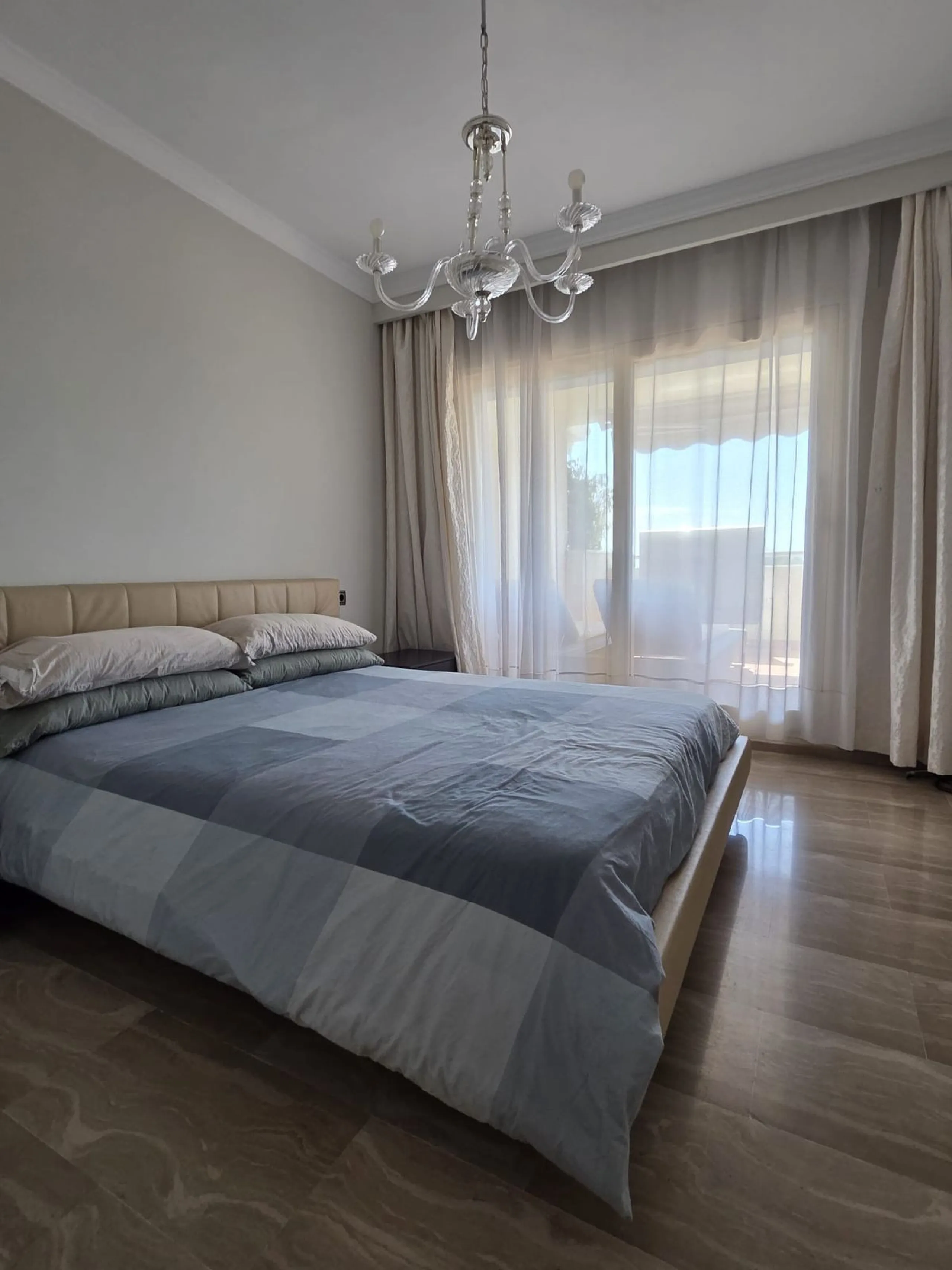 Middle Floor Apartment, Sierra Blanca, Costa del Sol.