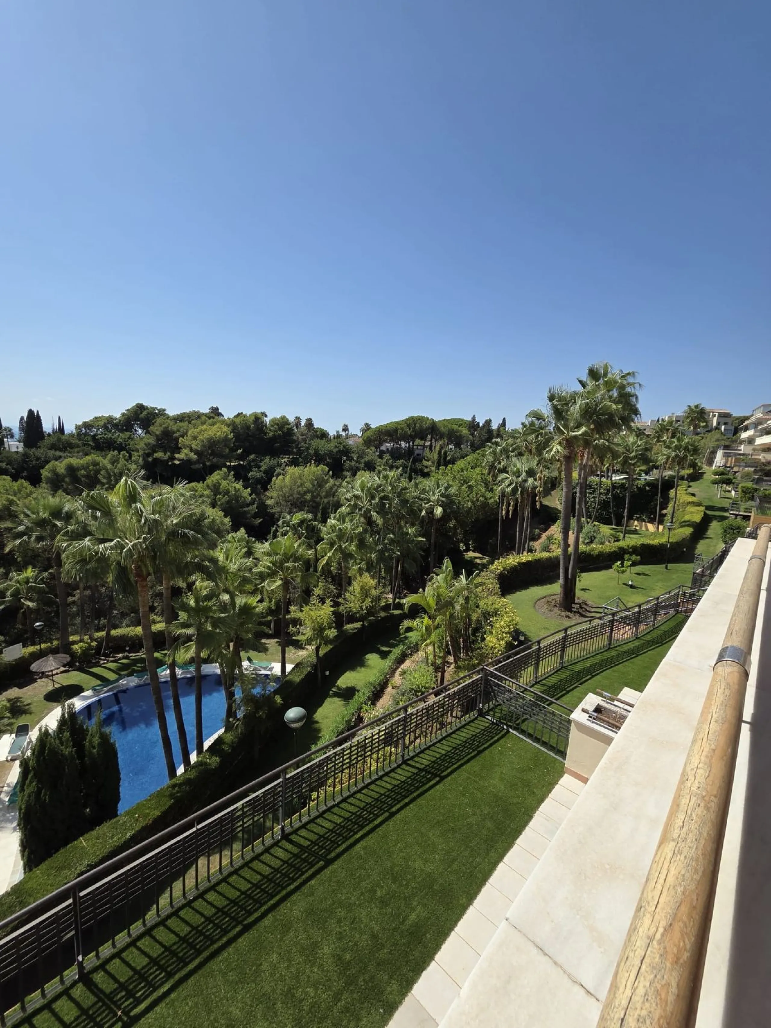 Middle Floor Apartment, Sierra Blanca, Costa del Sol.
