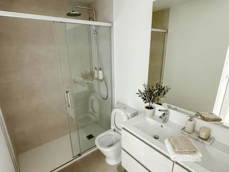 Apartment - Ground Floor Apartment в продаже в Estepona, Málaga. В доме 3 спален и 2 ванных комнат. Площадь дома 125 м²