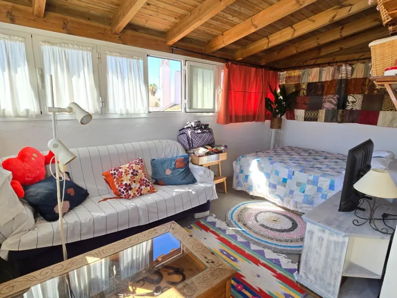 Charming three-storey Andalusian-style townhouse, located in a privileged and rapidly growing area of Marbella, between Marbella and San Pedro de Alcántara.
