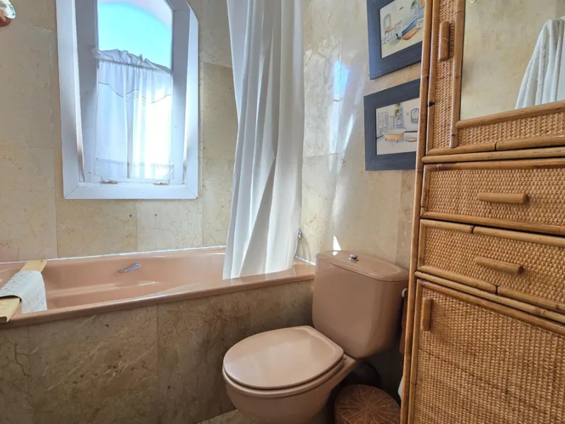 Charming three-storey Andalusian-style townhouse, located in a privileged and rapidly growing area of Marbella, between Marbella and San Pedro de Alcántara.