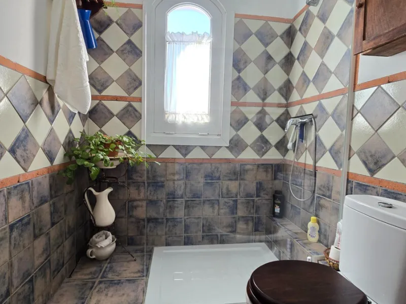Charming three-storey Andalusian-style townhouse, located in a privileged and rapidly growing area of Marbella, between Marbella and San Pedro de Alcántara.