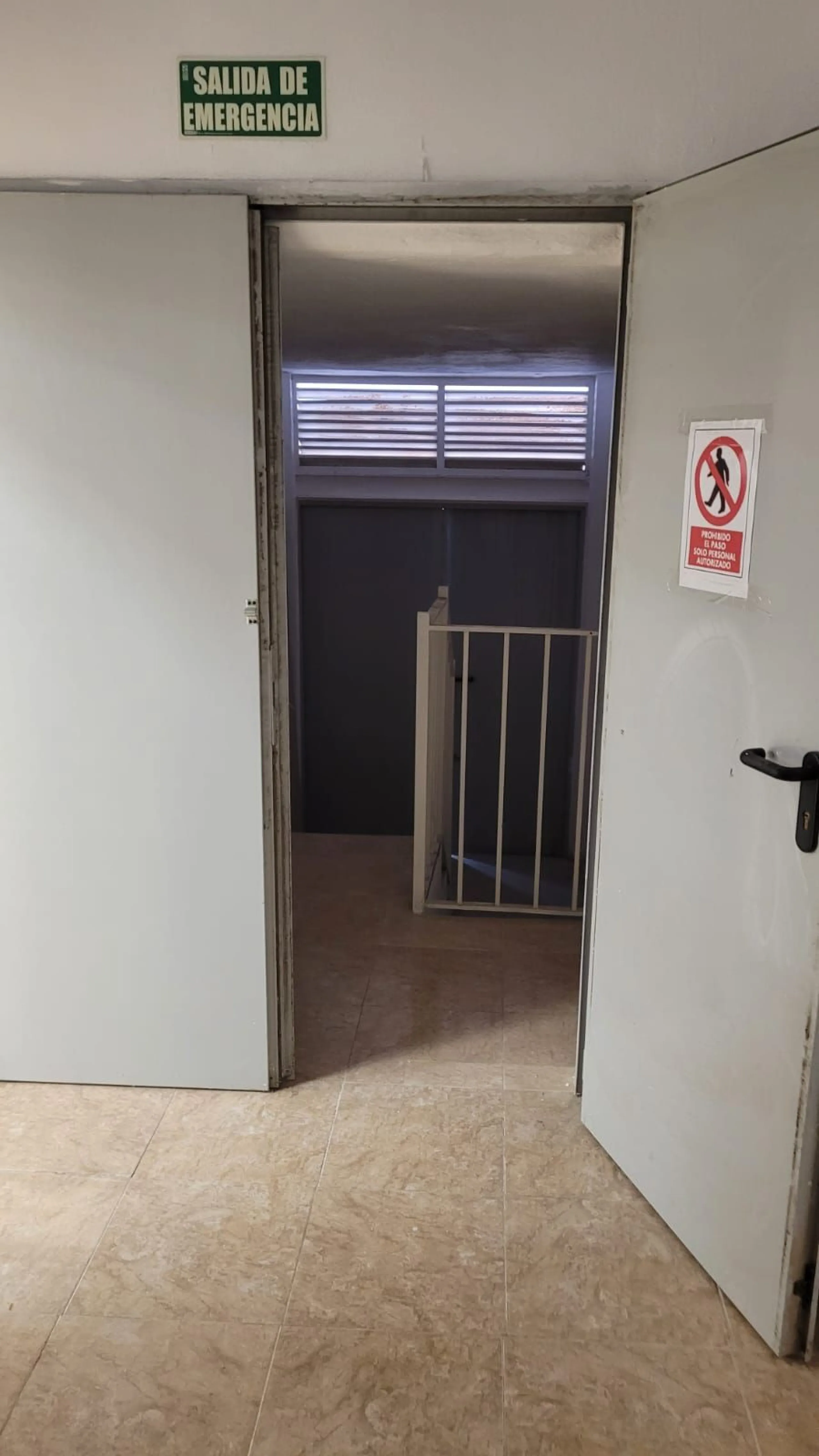 Commercial - Commercial Premises в продаже в Málaga, Málaga. Площадь дома 368 м²