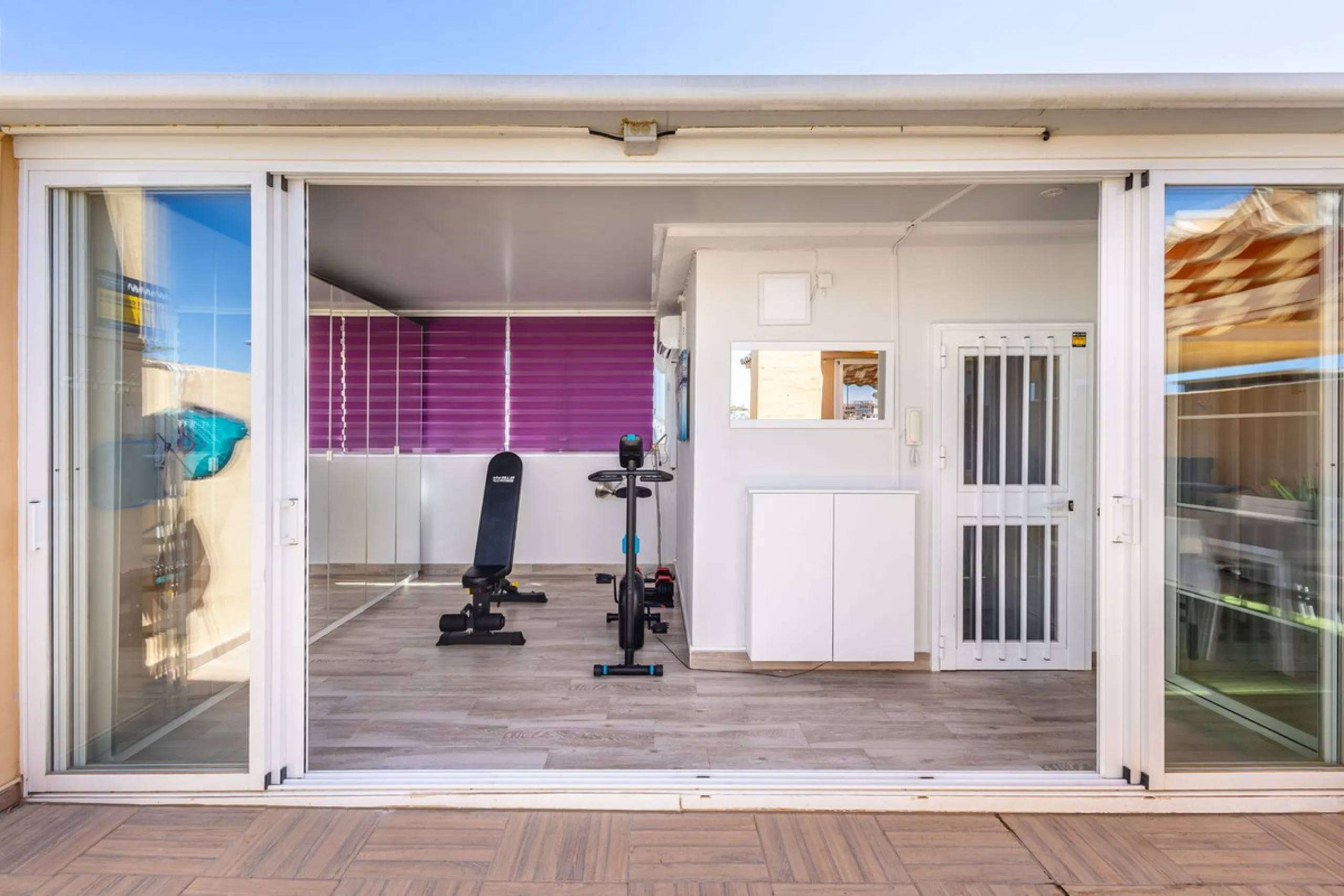 RENOVATED DUPLEX PENTHOUSE WITH LARGE TERRACE – LOS PACOS, FUENGIROLA