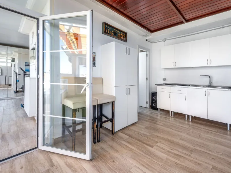 RENOVATED DUPLEX PENTHOUSE WITH LARGE TERRACE – LOS PACOS, FUENGIROLA