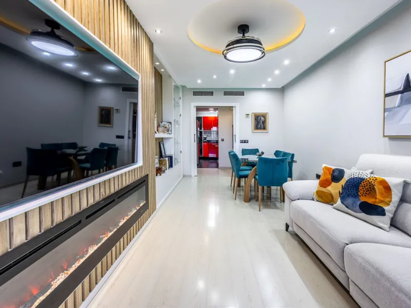 RENOVATED DUPLEX PENTHOUSE WITH LARGE TERRACE – LOS PACOS, FUENGIROLA