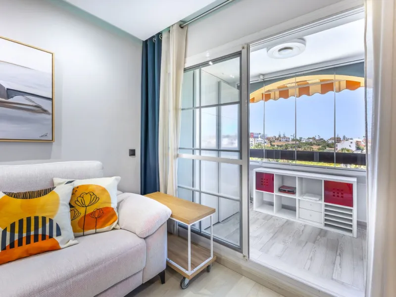 RENOVATED DUPLEX PENTHOUSE WITH LARGE TERRACE – LOS PACOS, FUENGIROLA