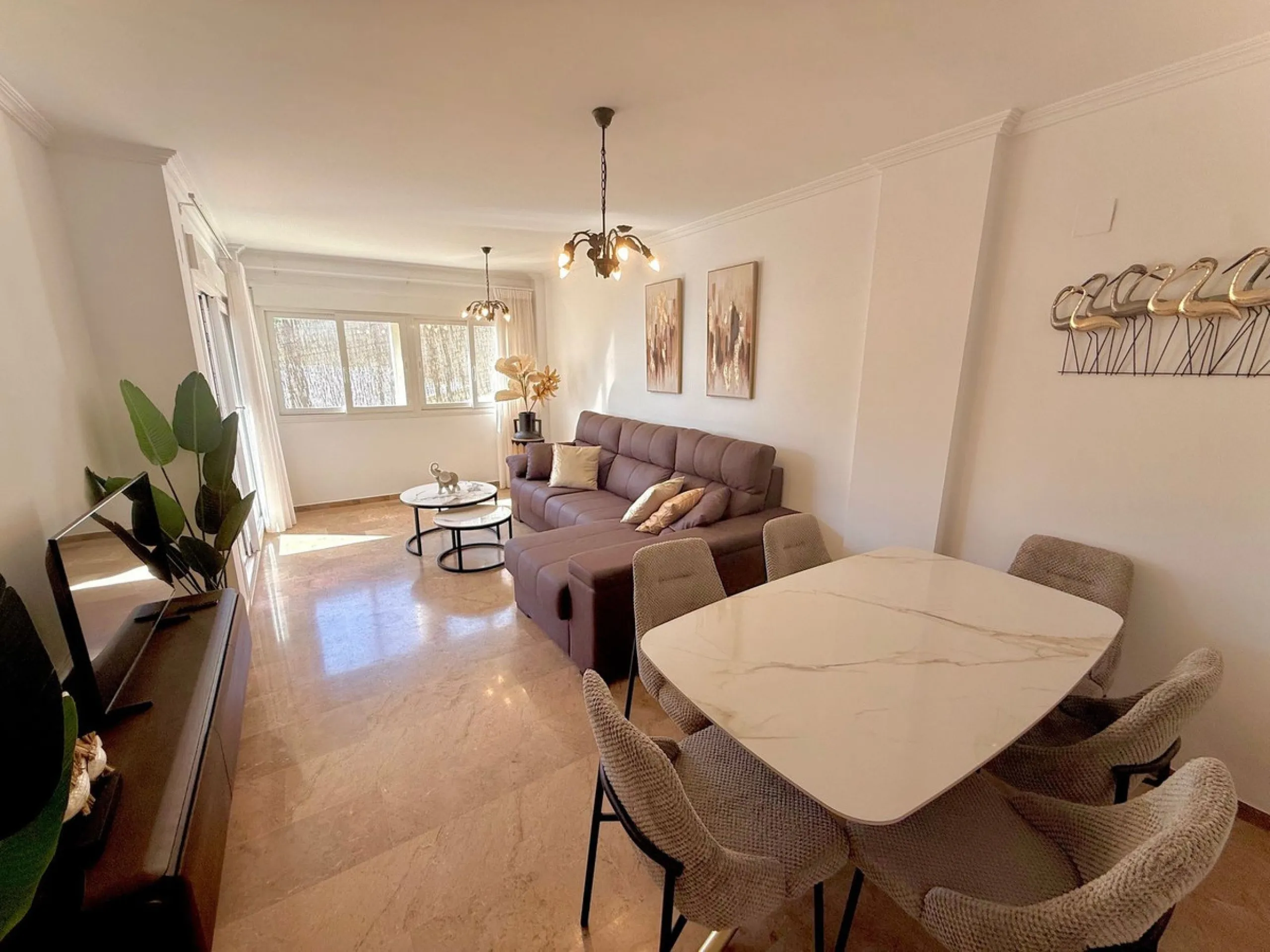 Апартамент средний этаж, Calahonda, Costa del Sol
