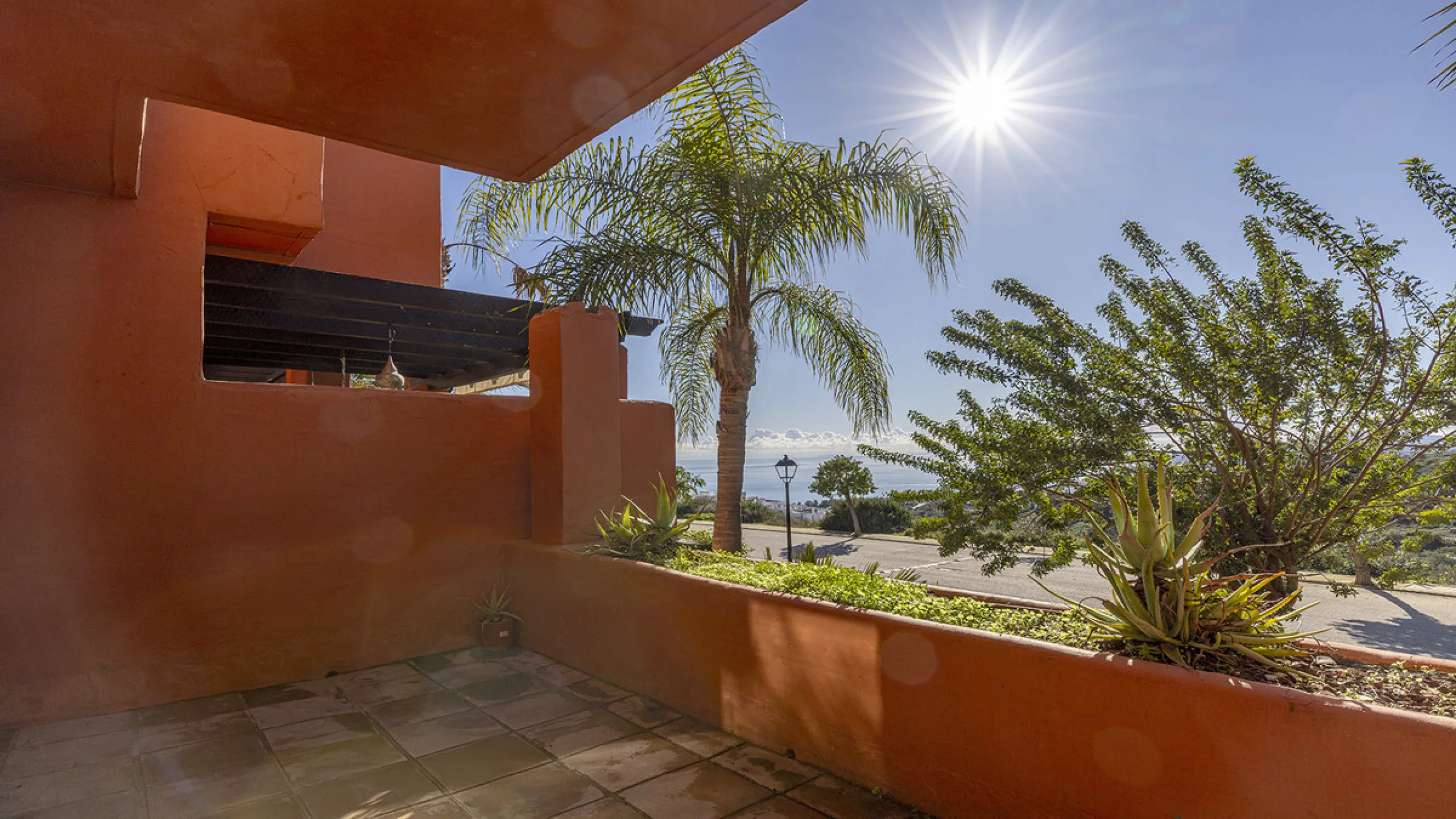 House - Townhouse в продаже в Manilva, Málaga. В доме 2 спален и 3 ванных комнат. Площадь дома 333 м²