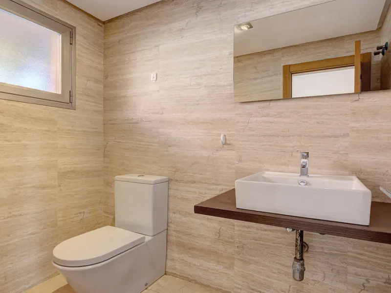 House - Townhouse в продаже в Manilva, Málaga. В доме 2 спален и 3 ванных комнат. Площадь дома 333 м²