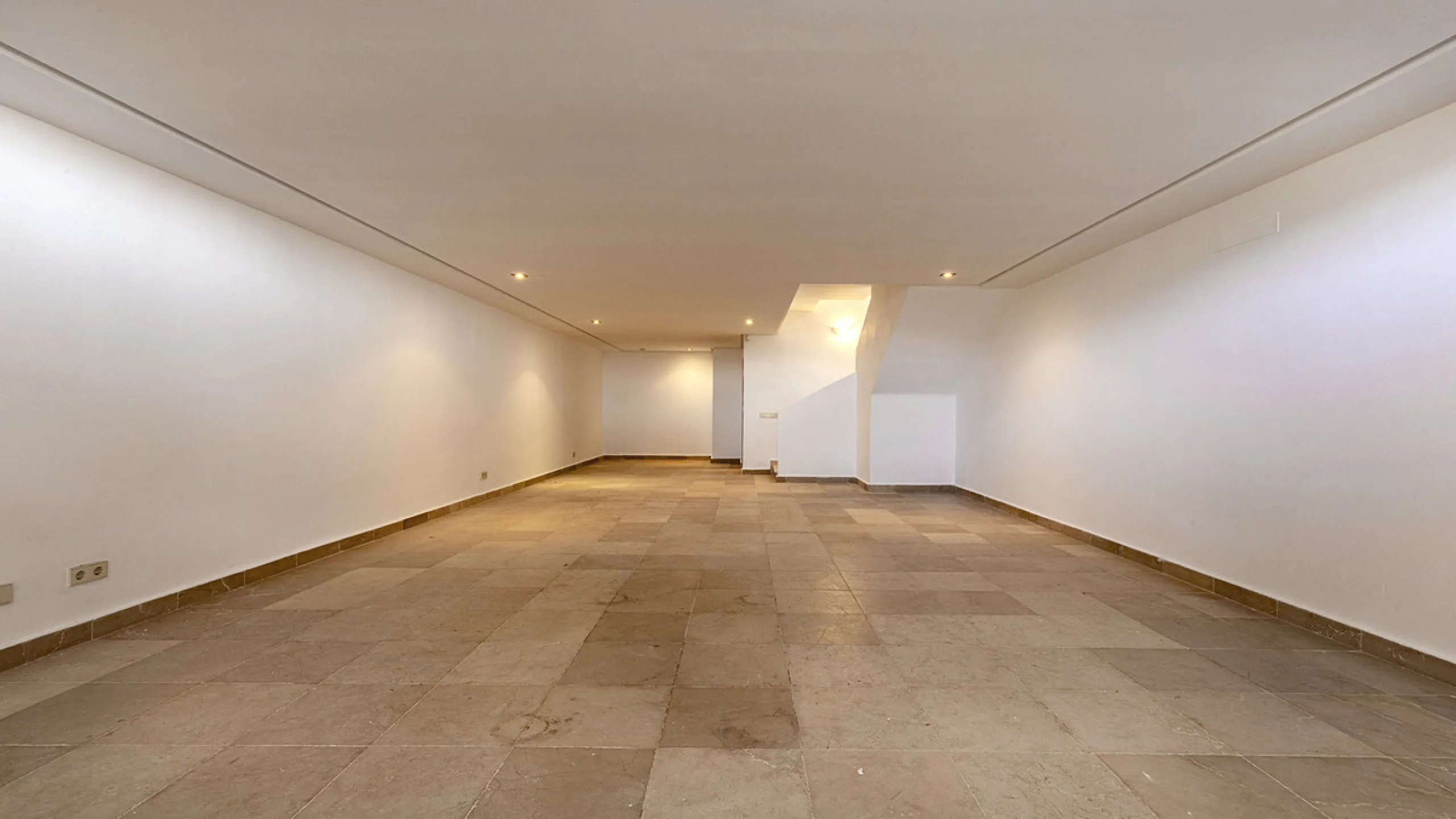 House - Townhouse в продаже в Manilva, Málaga. В доме 2 спален и 3 ванных комнат. Площадь дома 333 м²