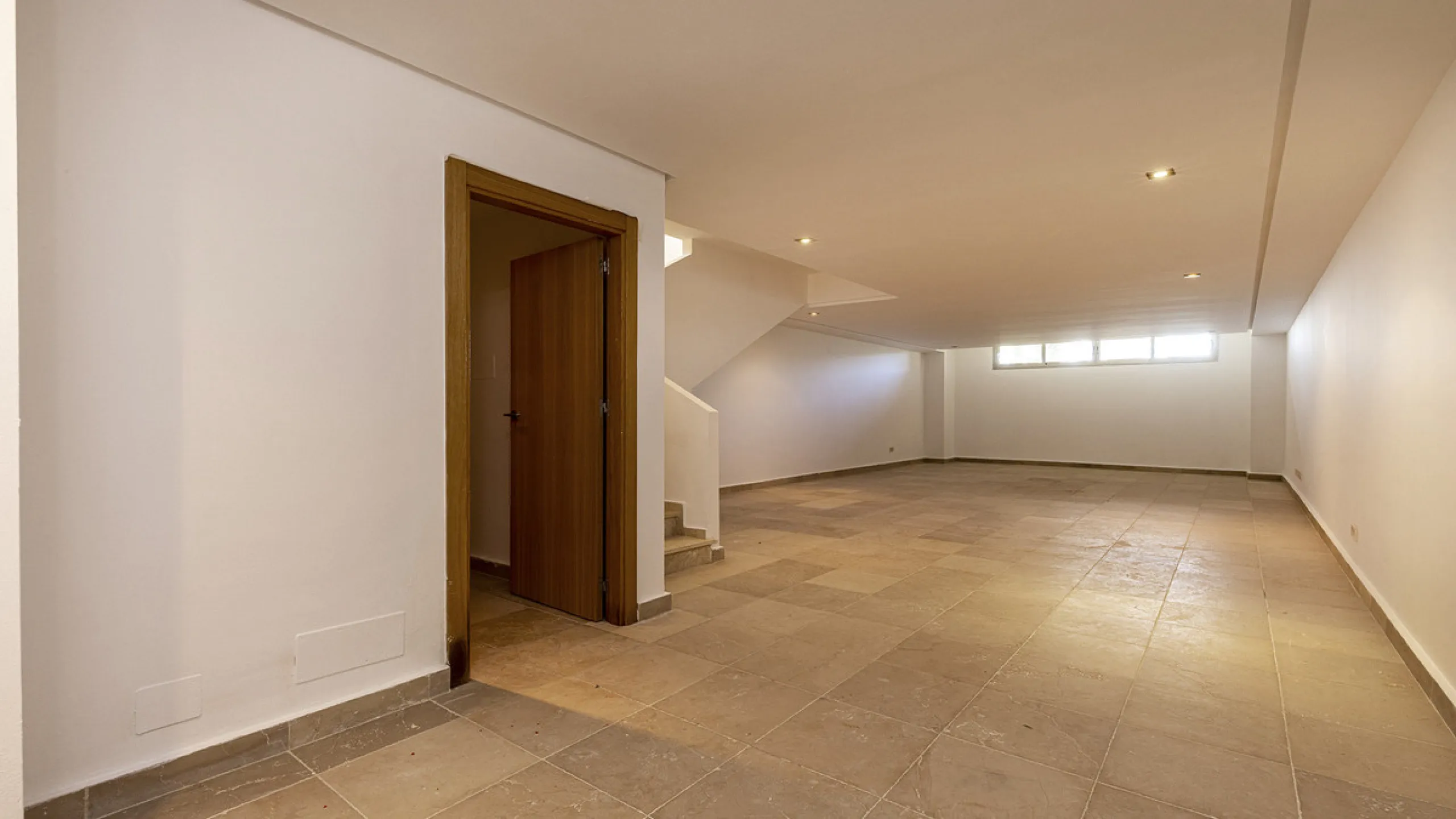 House - Townhouse в продаже в Manilva, Málaga. В доме 2 спален и 3 ванных комнат. Площадь дома 333 м²