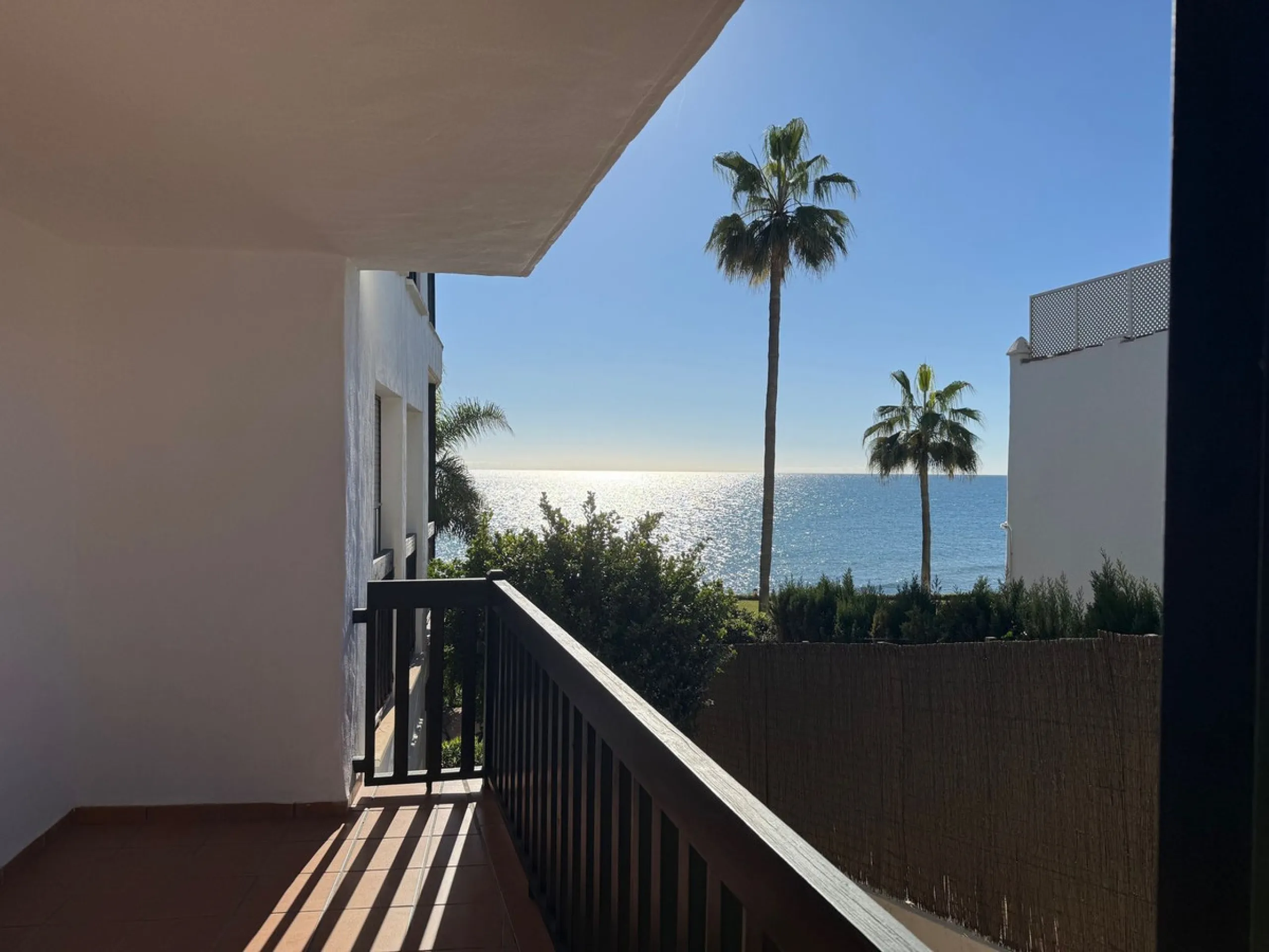 Апартамент средний этаж, Calahonda, Costa del Sol