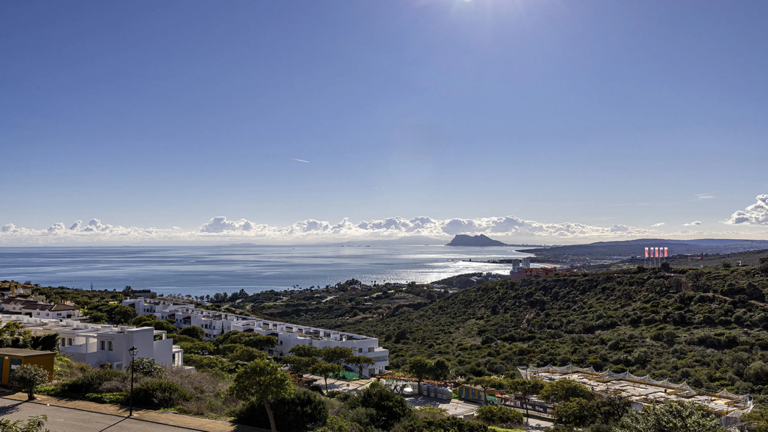 House - Townhouse в продаже в Manilva, Málaga. В доме 2 спален и 3 ванных комнат. Площадь дома 333 м²
