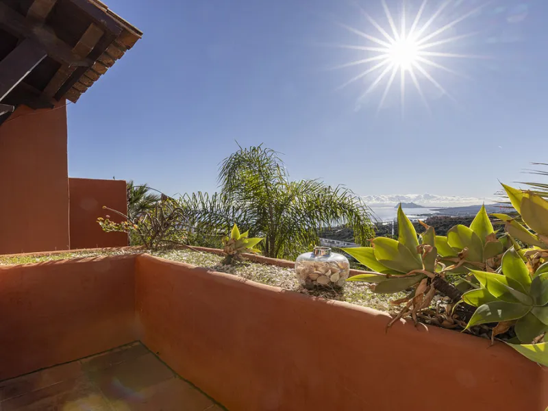House - Townhouse в продаже в Manilva, Málaga. В доме 2 спален и 3 ванных комнат. Площадь дома 333 м²