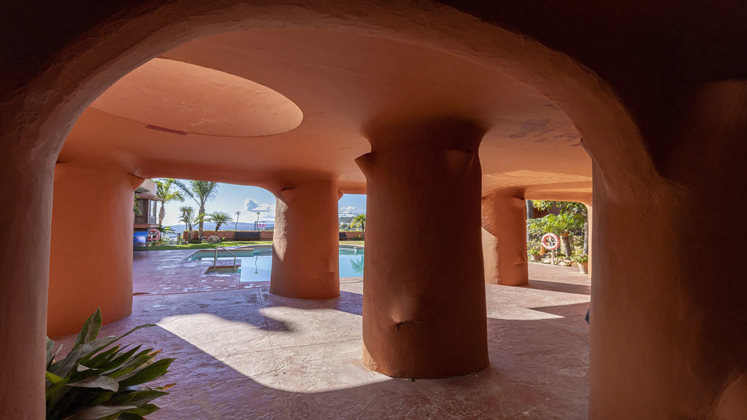 House - Townhouse в продаже в Manilva, Málaga. В доме 2 спален и 3 ванных комнат. Площадь дома 333 м²